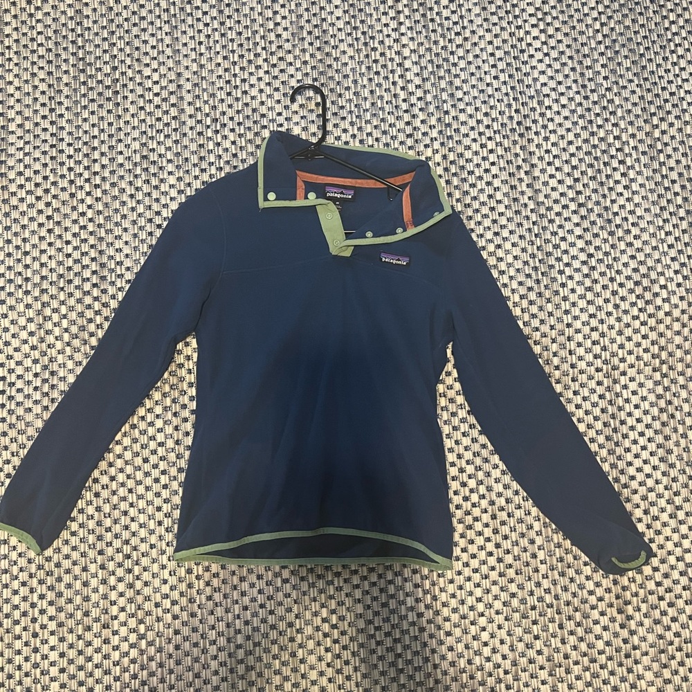 Patagonia quarter button sweater